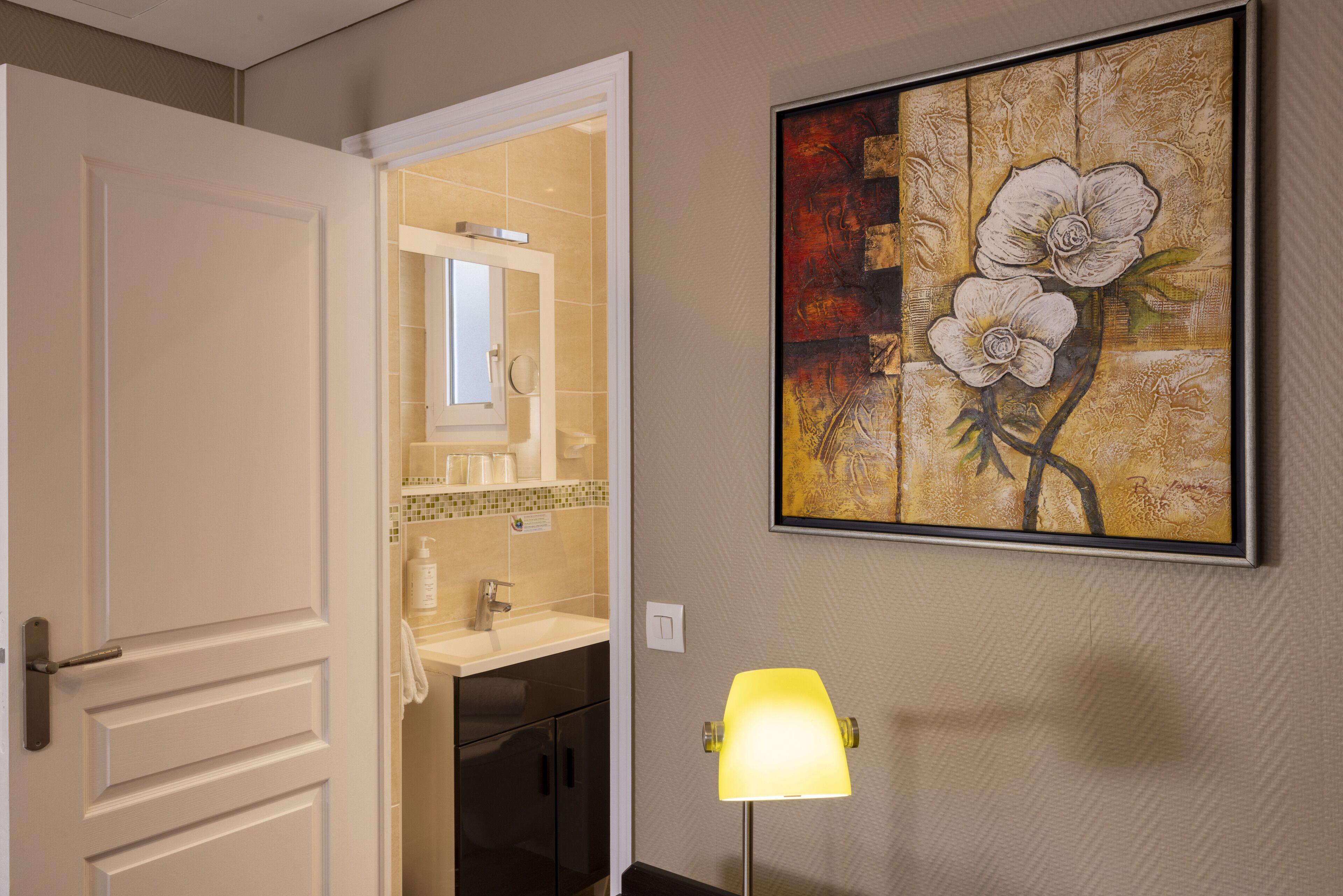 Chatillon Montparnasse 3* Paris