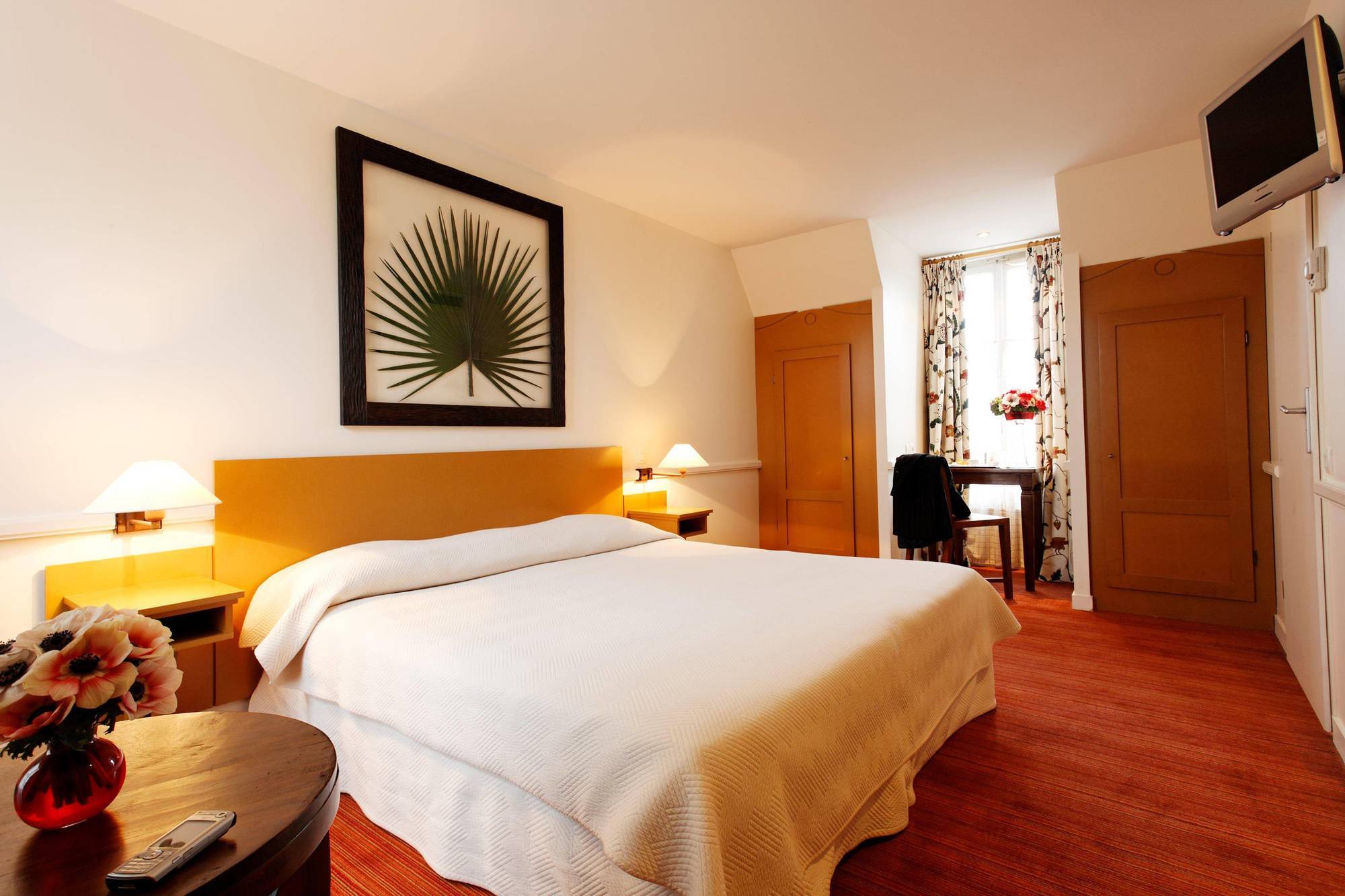 Hotel Chatillon Montparnasse Parigi