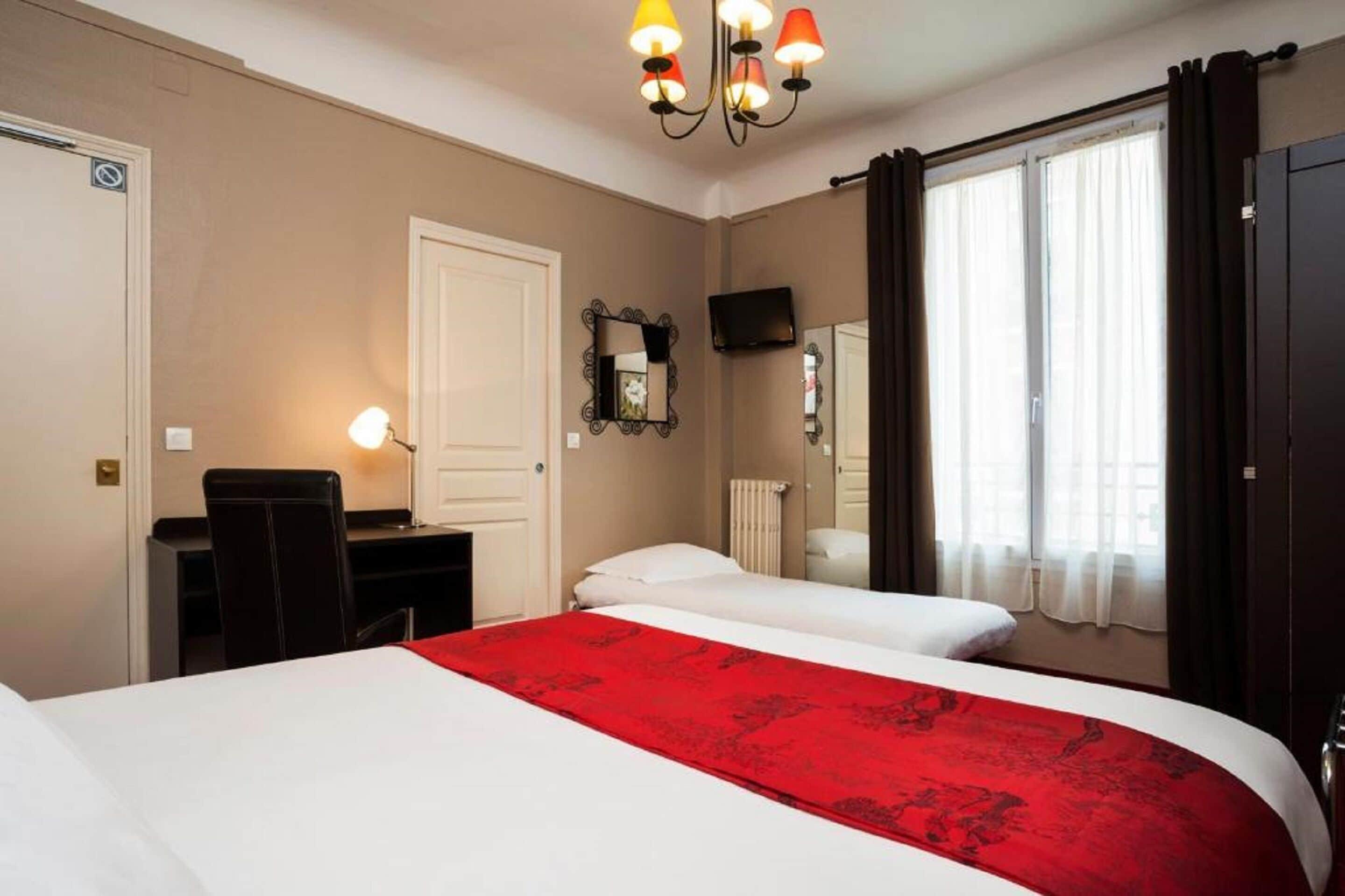 Chatillon Montparnasse Hotel 3*