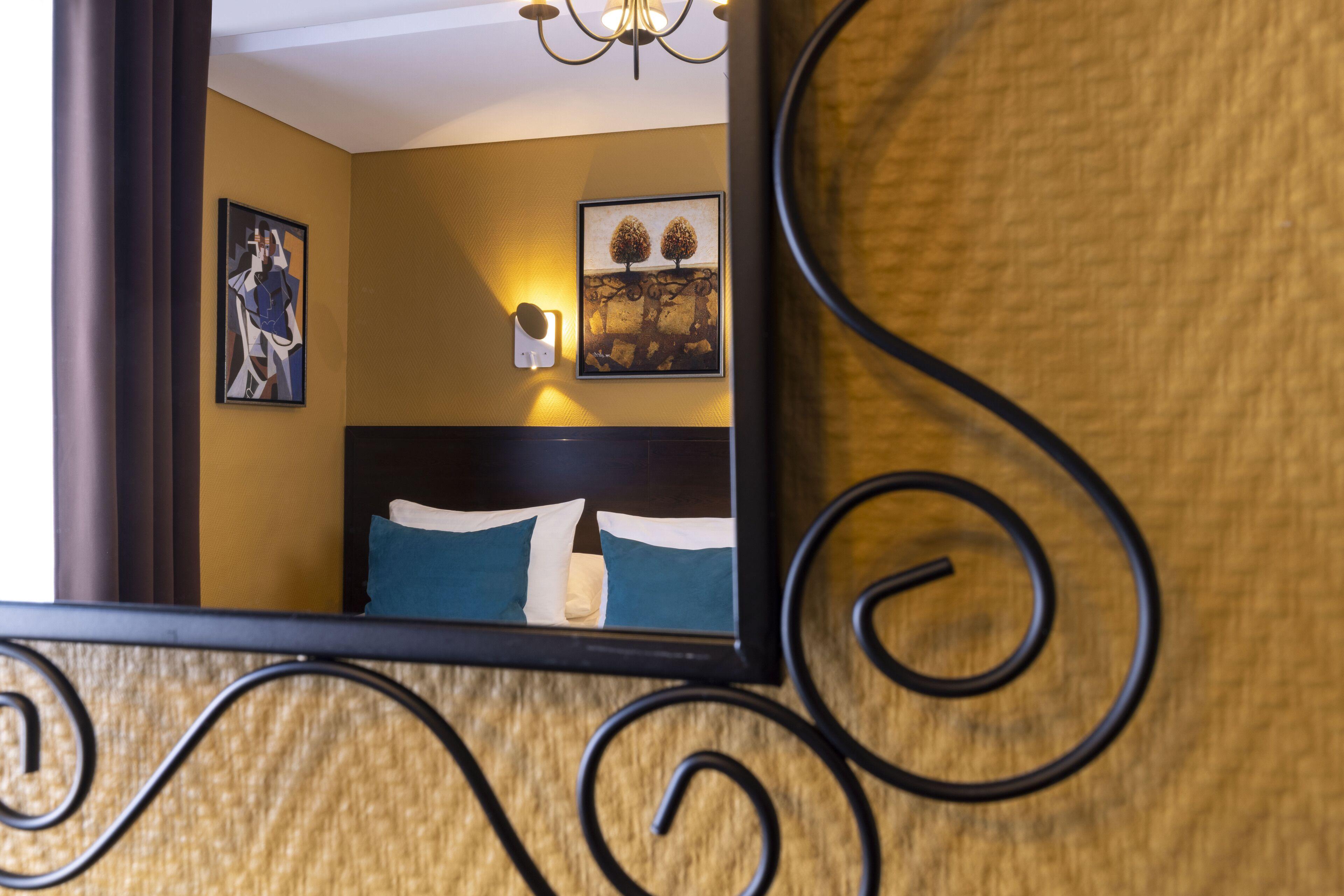 Chatillon Montparnasse Hotel 3*